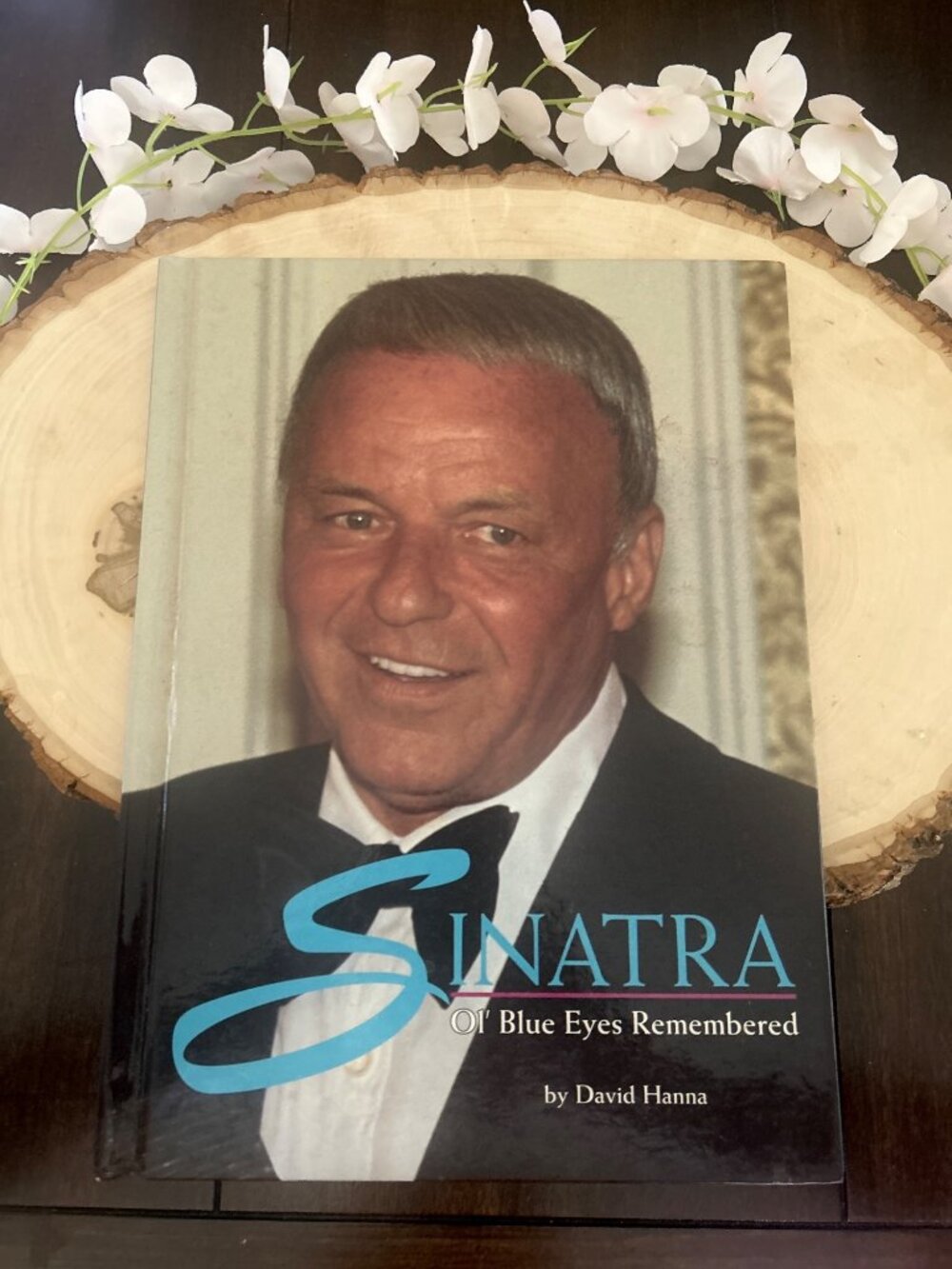 Sinatra: Ol' Blue Eyes Remembered By David Hanna Hardcover Book By Gramercy